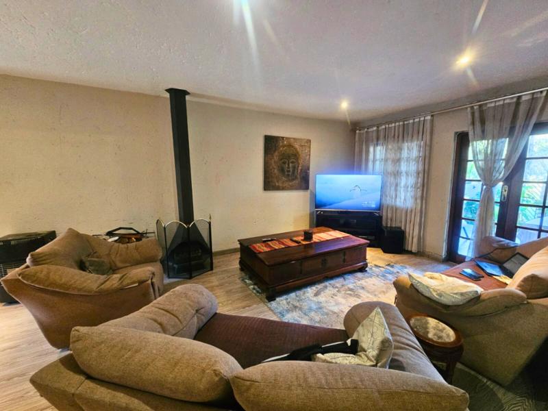 To Let 3 Bedroom Property for Rent in Blue Gill Estate Gauteng