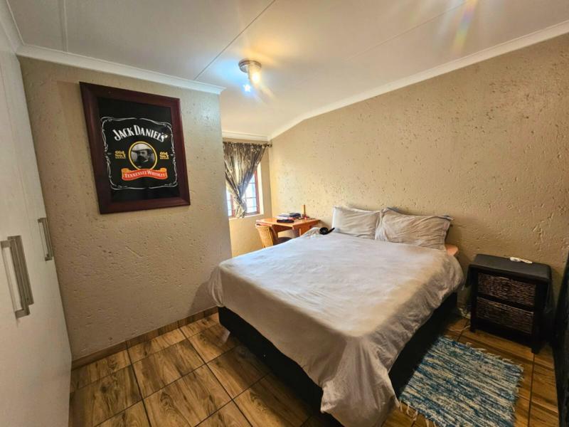 To Let 3 Bedroom Property for Rent in Blue Gill Estate Gauteng