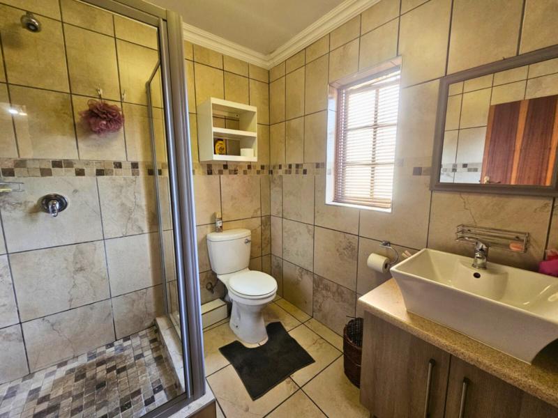 To Let 3 Bedroom Property for Rent in Blue Gill Estate Gauteng