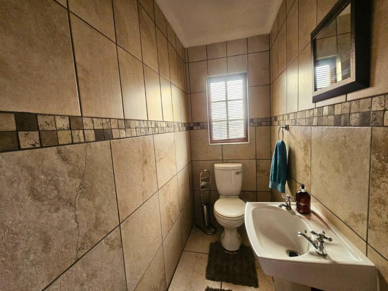 To Let 3 Bedroom Property for Rent in Blue Gill Estate Gauteng