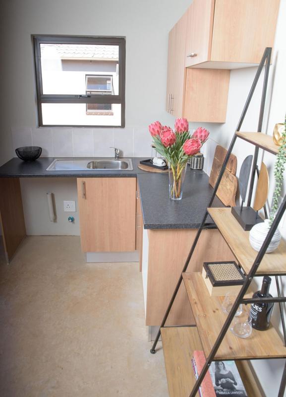 2 Bedroom Property for Sale in Dawn Park Gauteng