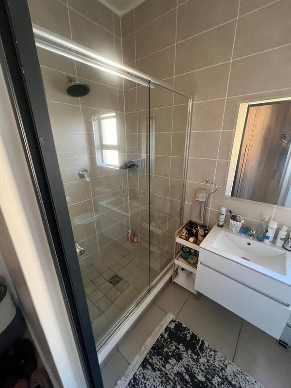 2 Bedroom Property for Sale in Linbro Park Gauteng