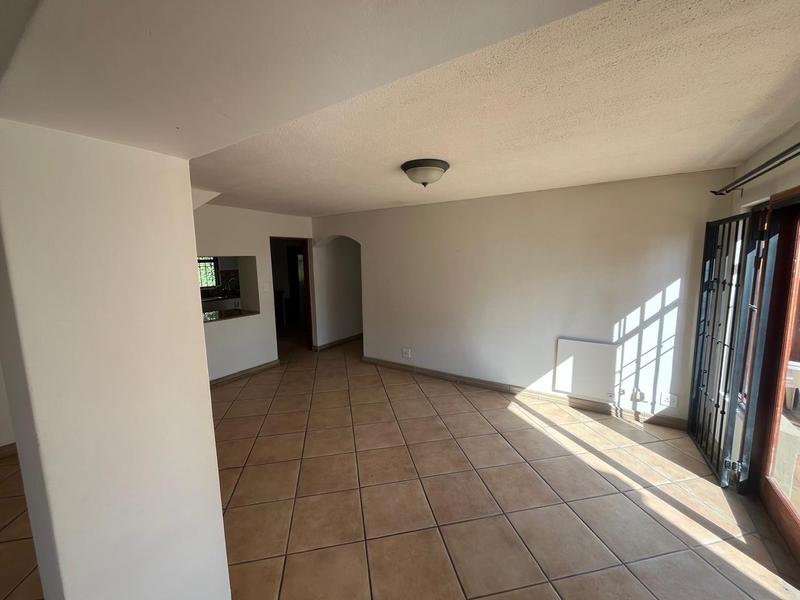 To Let 4 Bedroom Property for Rent in Waterkloof A H Gauteng