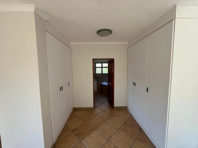 To Let 4 Bedroom Property for Rent in Waterkloof A H Gauteng