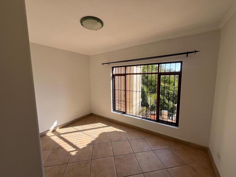 To Let 4 Bedroom Property for Rent in Waterkloof A H Gauteng