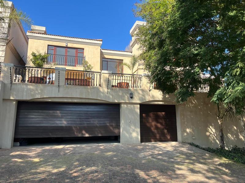 To Let 4 Bedroom Property for Rent in Waterkloof A H Gauteng