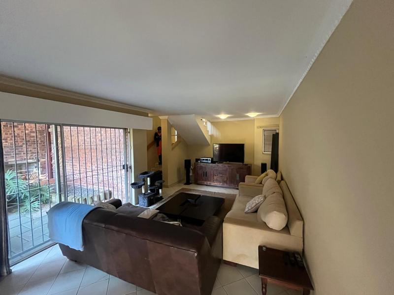 To Let 3 Bedroom Property for Rent in Waterkloof Heights Gauteng