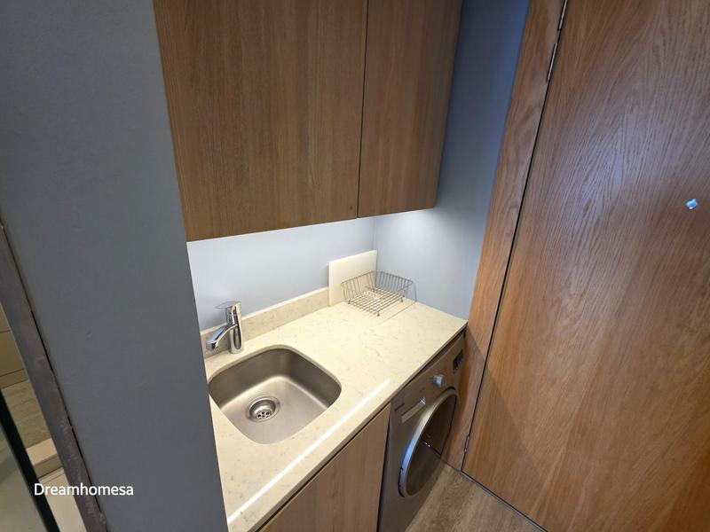 To Let 1 Bedroom Property for Rent in Benmore Gauteng