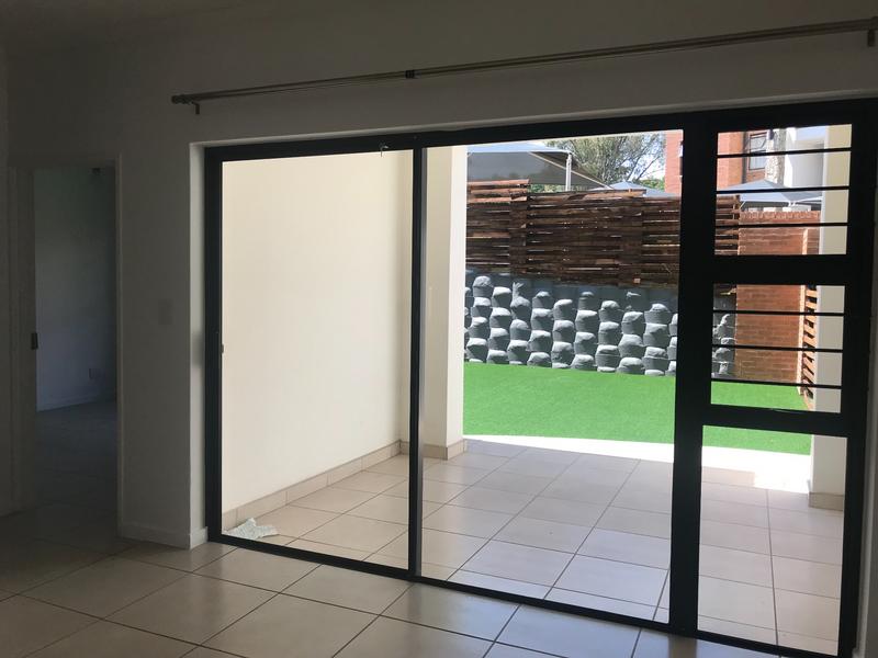 To Let 3 Bedroom Property for Rent in Olivedale Gauteng