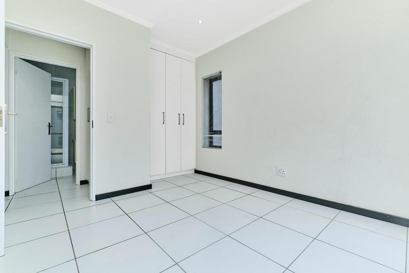 To Let 1 Bedroom Property for Rent in Lonehill Gauteng