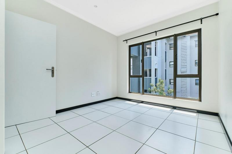 To Let 1 Bedroom Property for Rent in Lonehill Gauteng