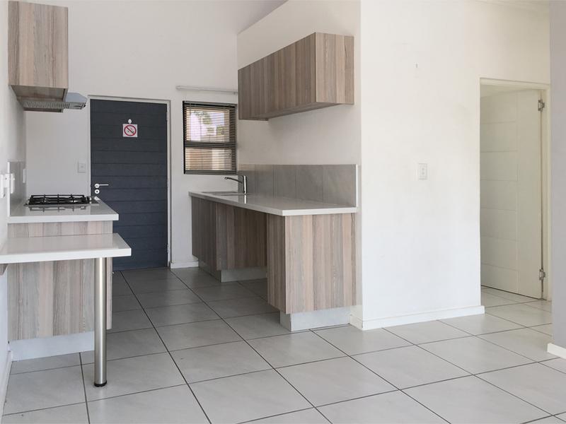 To Let 1 Bedroom Property for Rent in Lonehill Gauteng