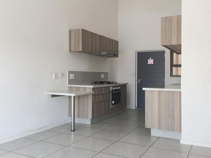 To Let 1 Bedroom Property for Rent in Lonehill Gauteng