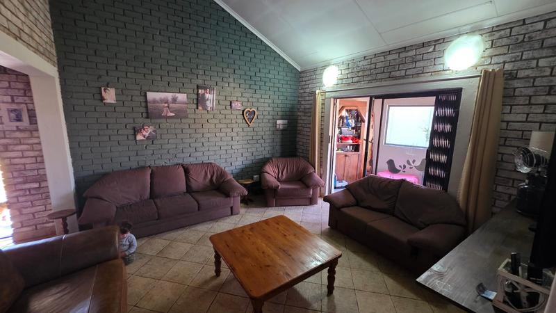 7 Bedroom Property for Sale in Doornpoort Gauteng