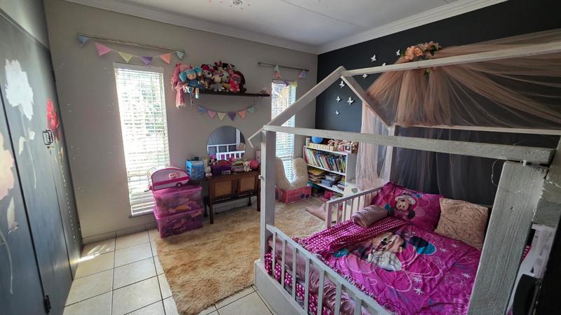 7 Bedroom Property for Sale in Doornpoort Gauteng