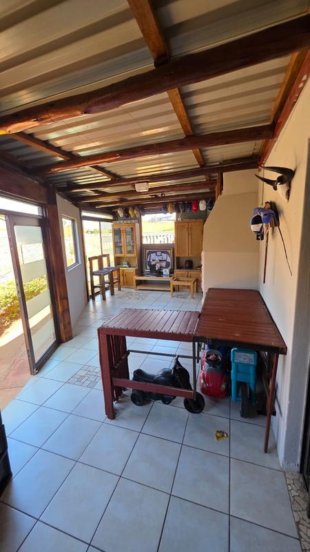 7 Bedroom Property for Sale in Doornpoort Gauteng