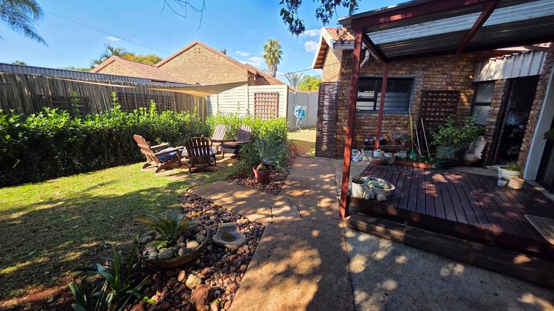 7 Bedroom Property for Sale in Doornpoort Gauteng