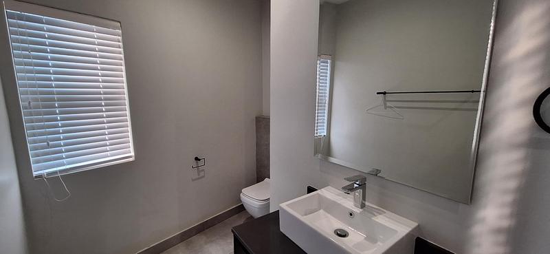 To Let 4 Bedroom Property for Rent in Midstream Ridge Gauteng