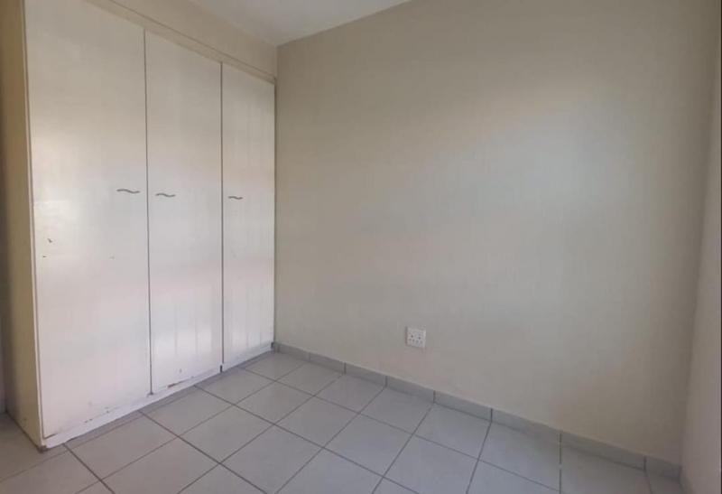 2 Bedroom Property for Sale in New Redruth Gauteng