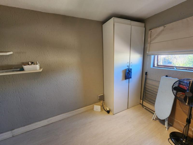 2 Bedroom Property for Sale in New Market Gauteng
