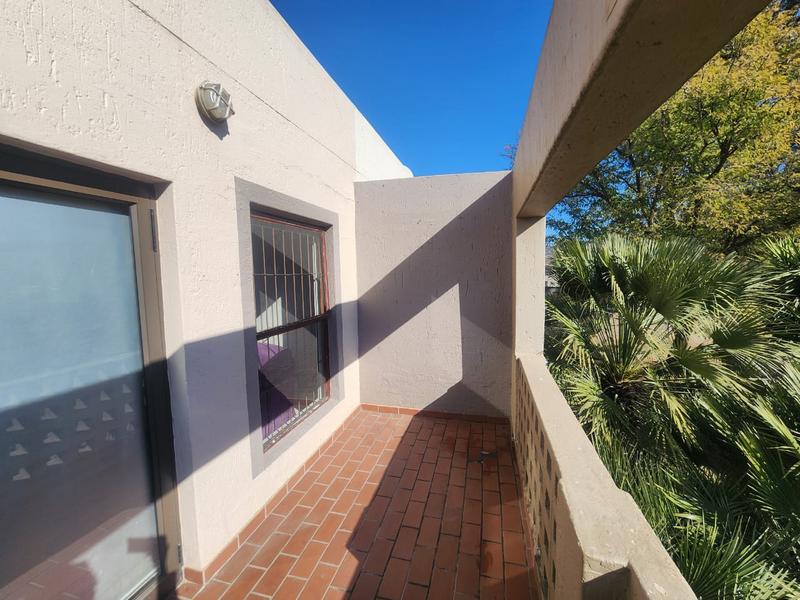 2 Bedroom Property for Sale in New Market Gauteng