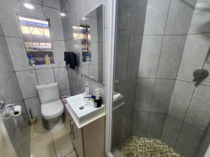 3 Bedroom Property for Sale in South Crest Gauteng