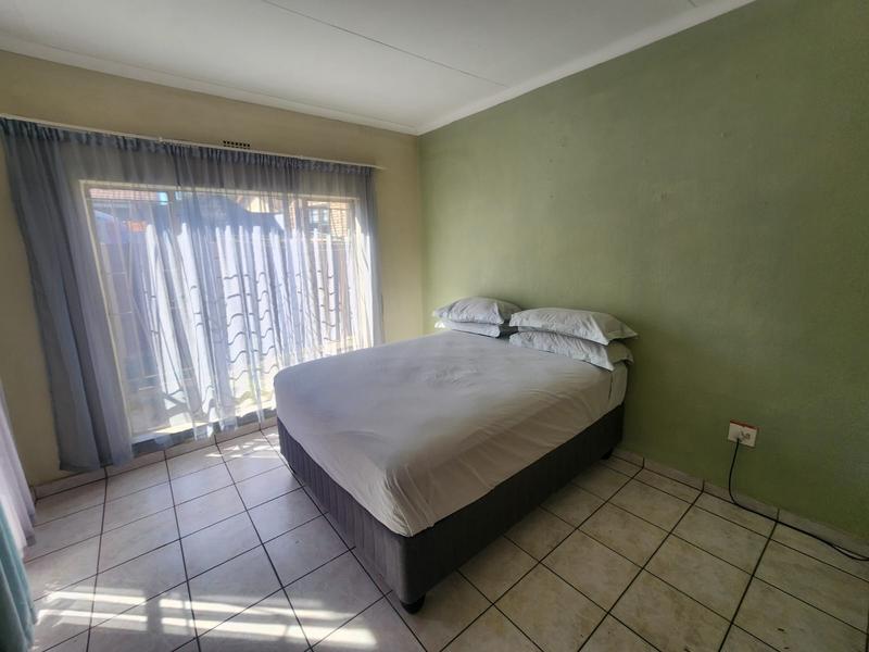 3 Bedroom Property for Sale in Verwoerdpark Gauteng