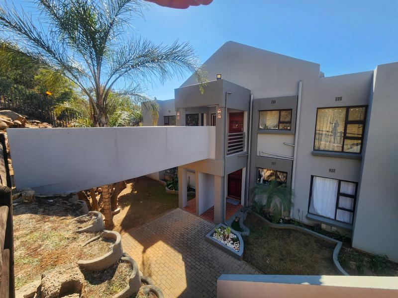 2 Bedroom Property for Sale in Glenvista Gauteng
