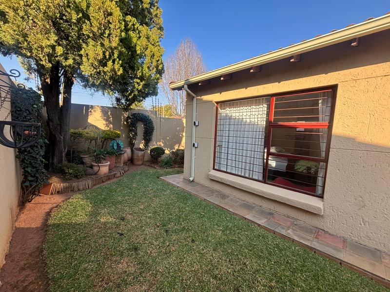 2 Bedroom Property for Sale in Bergbron Gauteng