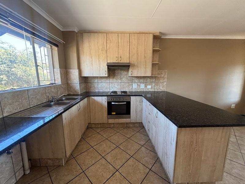 2 Bedroom Property for Sale in Florida Glen Gauteng