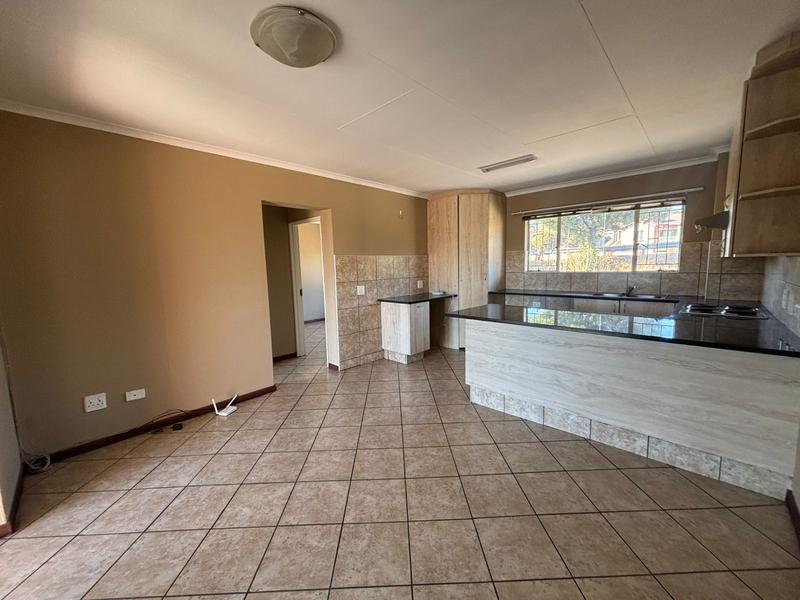 2 Bedroom Property for Sale in Florida Glen Gauteng