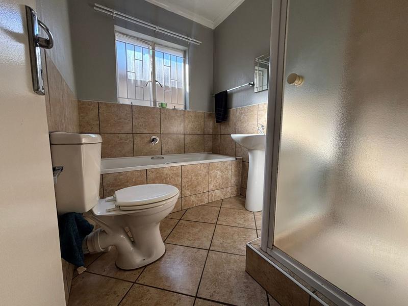 2 Bedroom Property for Sale in Florida Glen Gauteng