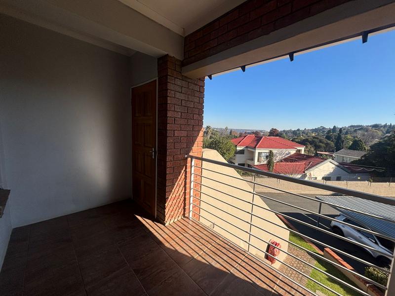 2 Bedroom Property for Sale in Florida Glen Gauteng