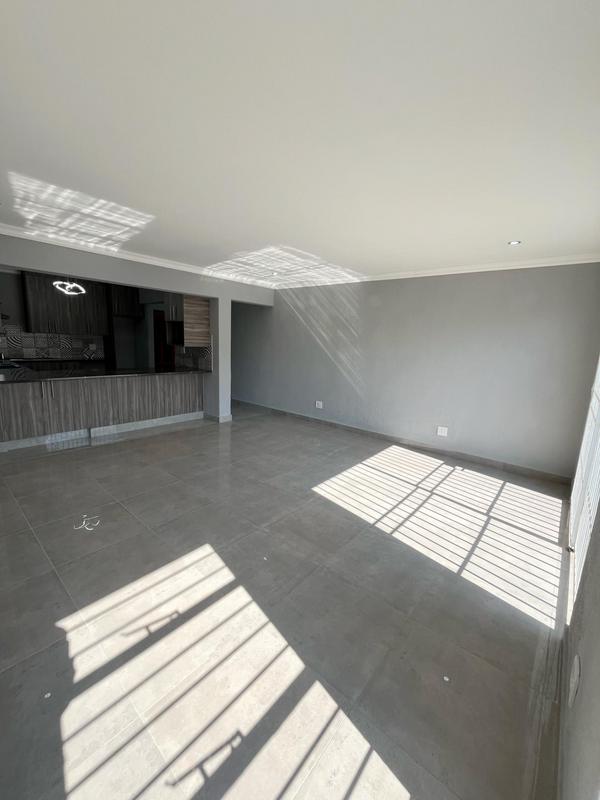 To Let 3 Bedroom Property for Rent in Sandown Gauteng