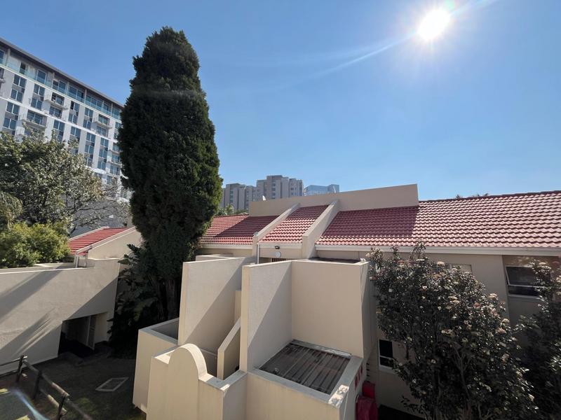 To Let 3 Bedroom Property for Rent in Sandown Gauteng