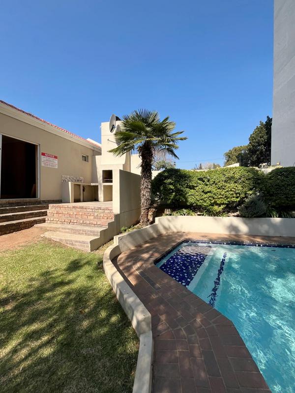 To Let 3 Bedroom Property for Rent in Sandown Gauteng