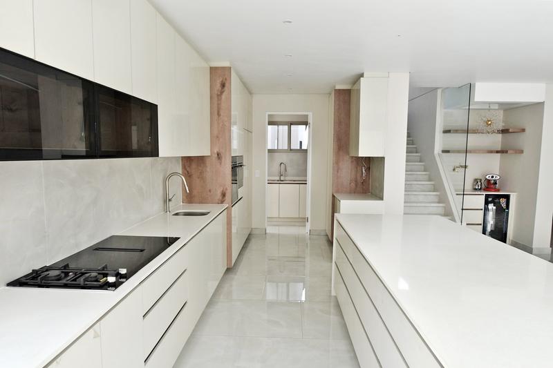 4 Bedroom Property for Sale in Sandown Gauteng