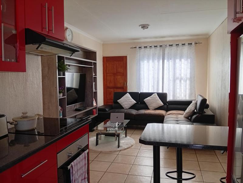 2 Bedroom Property for Sale in Dawn Park Gauteng