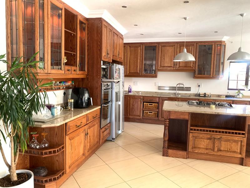 To Let 5 Bedroom Property for Rent in Eldo Meadows Gauteng