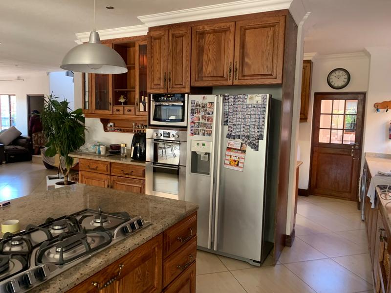To Let 5 Bedroom Property for Rent in Eldo Meadows Gauteng