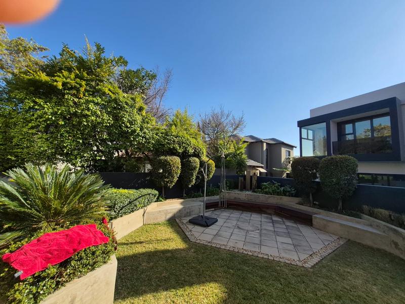 To Let 5 Bedroom Property for Rent in Eldo Meadows Gauteng