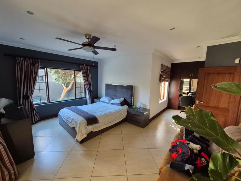 To Let 5 Bedroom Property for Rent in Eldo Meadows Gauteng