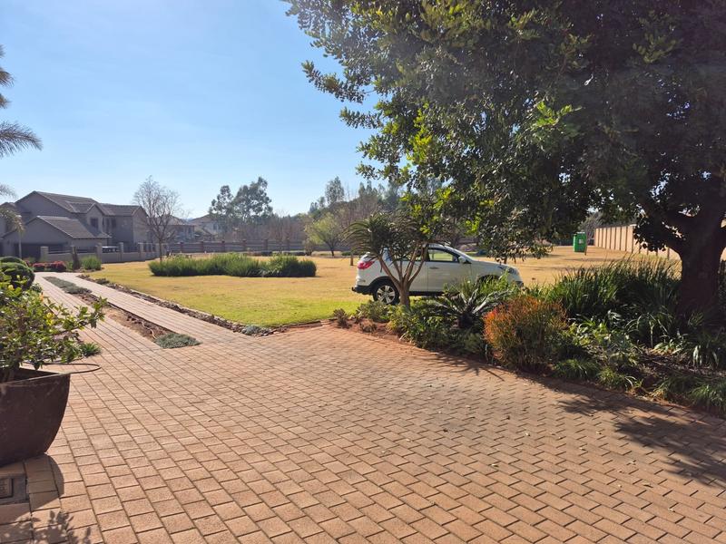 To Let 5 Bedroom Property for Rent in Eldo Meadows Gauteng