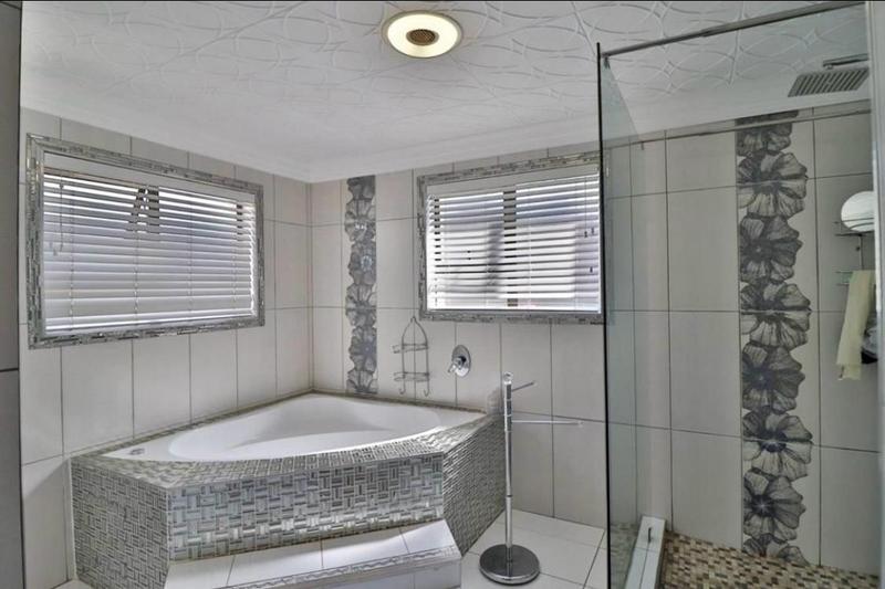 4 Bedroom Property for Sale in Erasmia Gauteng