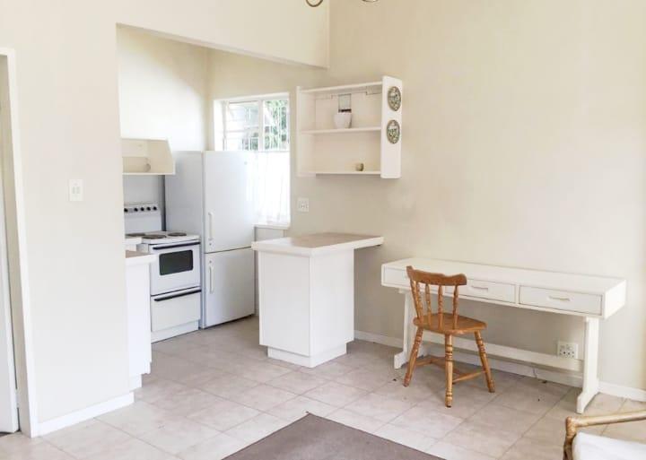 To Let 1 Bedroom Property for Rent in Parkwood Gauteng