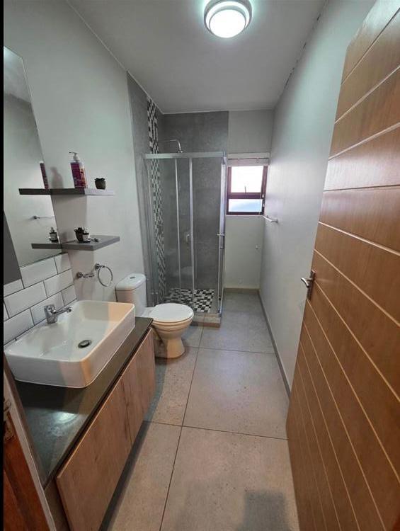 To Let 2 Bedroom Property for Rent in Bryanston Gauteng
