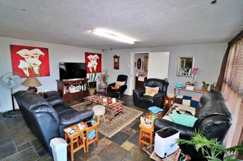 3 Bedroom Property for Sale in Sunnyridge Gauteng