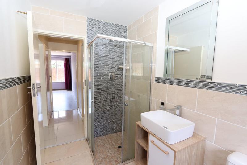 To Let 2 Bedroom Property for Rent in Ferndale Gauteng