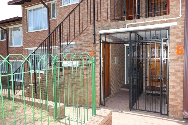 To Let 2 Bedroom Property for Rent in Ferndale Gauteng
