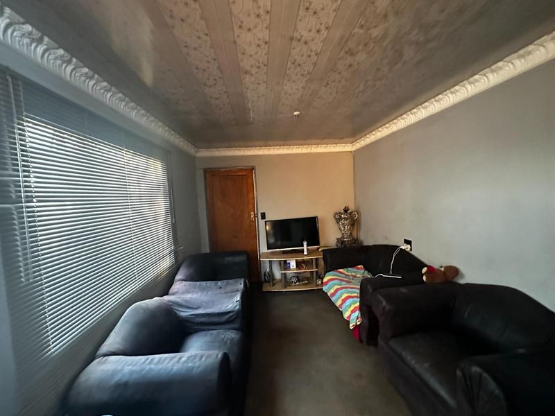 2 Bedroom Property for Sale in Mamelodi Gauteng